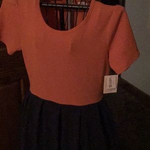 Lularoe amelia size. Xl